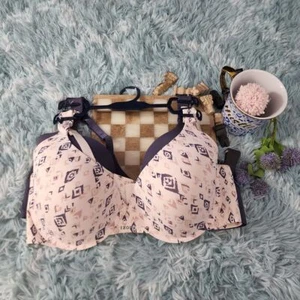 IZOD Cute Multicolor 2 pack logo cups full figure smooth wing Lined Bra 42 DD - Picture 1 of 6
