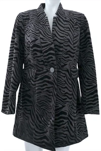 NEW CHICO'S SZ 0P BLACK EMBOSSED ZEBRA PRINT VELVET JACKET SIZE 4/6P - Picture 1 of 4