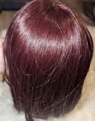 Pelucas de pelo cortas bob rojo vino recto con flequillo cosplay peluca completa para mujeres  Foto 1 de 4