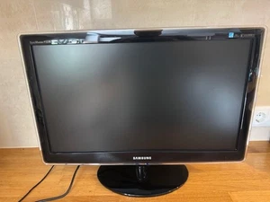 Samsung P2370 HD Monitor 23" 58cm DVI/HDMI 1920x1080 Office u Gameing Bildschirm - Bild 1 von 3