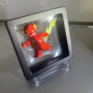 Clásico ⚡️ The Flash ⚡️ Minifigura LEGO Marvel en exhibición - Imagen 1 de 2