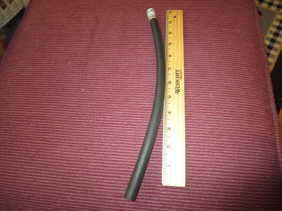 MG MIDGET, 1959-1980,  HOSE TO RADIATOR, 13 INCH , MOSS 470-345, NEW Foto 1 de 1