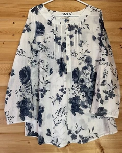 Soft Surrounds Women’s Size Medium White Blue Floral Tuberosa Tunic Top Blouse - Picture 1 of 15
