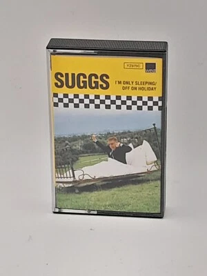 Suggs - I'm Only Sleeping/Off On Holiday - Single - 1995 - Used Cassette - VGC Foto 1 de 4