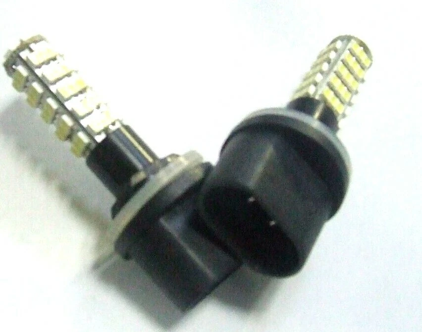 H11 LAMPADA ATTACCO H11  68 LED 3020 DC 12 VOLT 6500 KELVIN BIANCO - Immagine 1 di 1