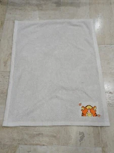 Disney Baby Tigger Baby Blanket Cream Sherpa Fleece Orange Ladybugs Peek-A-Boo - Picture 1 of 10