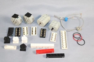 Lego Technic / Technik 9V 4,5V Motor, Kabel, Schalter, Licht, Platten 2. Wahl - Bild 1 von 1