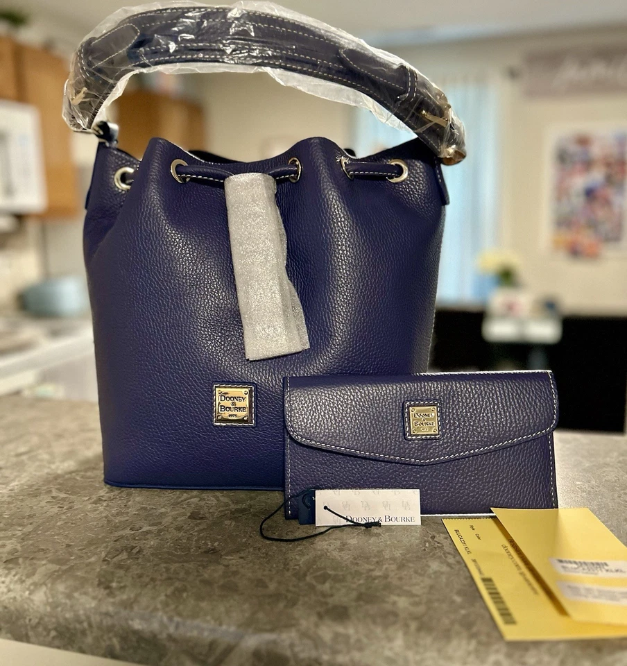 NWT DOONEY AND BOURKE LUCCA LEATHER DRAWSTRING BUCKET BAG With Matching WALLET - Image 1 of 4