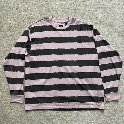 Camiseta Levi's Skateboarding Boxy Manga Larga Rayas Desgarrada Rosa Negra Foto 1 de 4