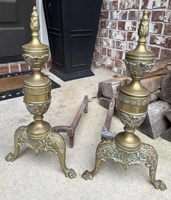 Cáliz francés Andrones barroco de latón ornamentado regencia años 1800 perros de fuego inglés Foto 1 de 4