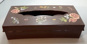 Vintage MCM dunkelbraun Tissue Box Abdeckung Metall mit Blumen Tisch oder Wandhalterung - Bild 1 von 10