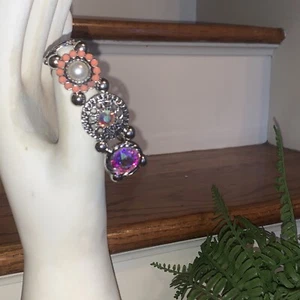 J CREW Stretch-Armband irisierend mehrfarbig Strass Perlen Gänseblümchen Rose 💗204 - Bild 1 von 4