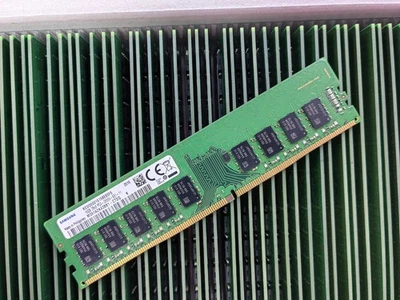 Samsung 16GB DDR4 2666 ECC UDIMM RAM 2Rx8 PC4-21300 M391A2K43BB1-CTDQ 288pin - Image 1 of 2