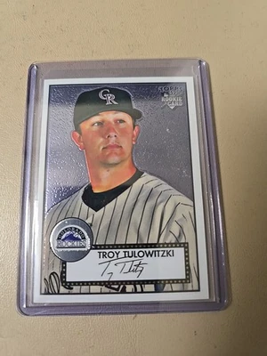 2007 TROY TULOWITZKI TOPPS '52 CHROME ROOKIE CARD. COLORADO ROCKIES. 1552/1952. - Image 1 of 2
