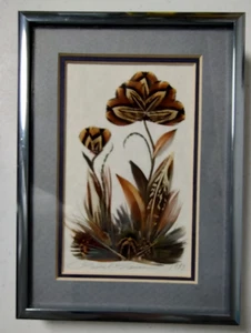 Gerahmte Vintage 3D Blumen mit FEDERN Lorbeer Krause signiert 1993 5" x 7" - Bild 1 von 7
