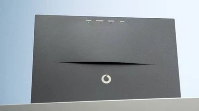 Vodafone EasyBox 805 WLAN VDSL Router Super Vectoring 300Mbit 4xLAN WiFi6 2xTAE - Bild 1 von 2