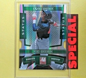 NIKO GOODRUM 2010  RC EXTRA EDITION STATUS  14/25  EMERALD  #59  Minnesota Twins