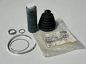 New Genuine 2005-13 Corvette 2004-09 Cadillac XLR CV Joint Boot Kit 89047795 OEM - Picture 1 of 10