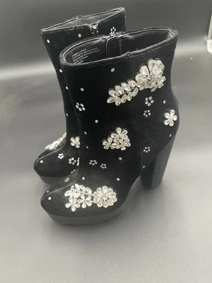 Botas Express de tacón de plataforma adornadas con diamantes de imitación de terciopelo negro. Talla 7 Foto 1 de 4