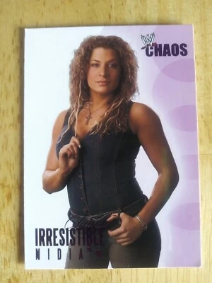 Nidia | Fleer WWE Chaos 2004 #75 simplemente irresistible Foto 1 de 2