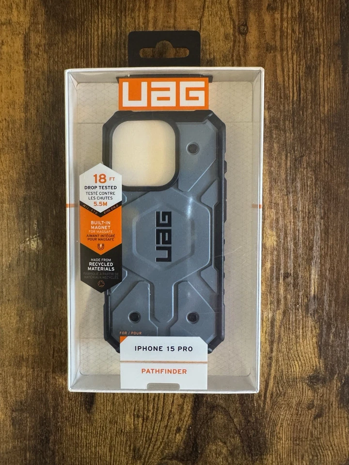 Capa URBAN ARMOR GEAR UAG para iPhone 15 Pro - Azul nuvem - Imagem 1 de 2