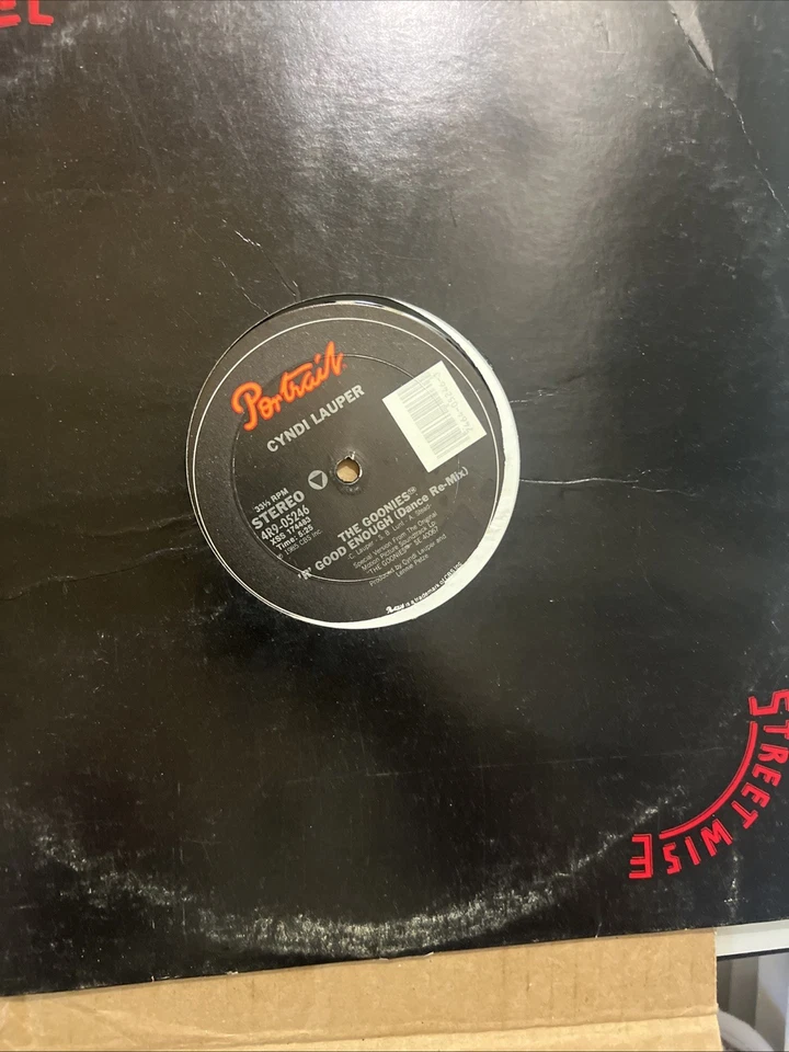 Cyndi Lauper Goonies R Good enough 12" 2 mixes Vinyl Single Foto 1 de 4