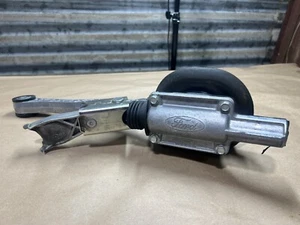 2015-23 Ford Mustang Manual Transmission Shifter Assembly OEM FR337C453AK 4128 - Picture 1 of 6