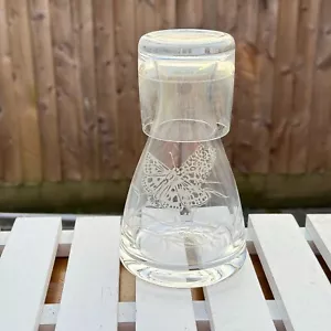 ETCHED BUTTERFLY GLASS BEDROOM CARAFE SET NIGHT WATER JUG WITH TUMBLER GLASS - Picture 1 of 8