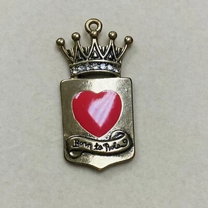 Born to Rule Charm Medallion Pendant Goldtone with Red Heart Princess Vera Wang  - Picture 1 of 3