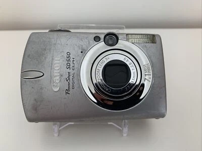 Câmera Digital Elph Canon Powershot SD550 7.1MP, Para Peças Sem POTÊNCIA - Imagem 1 de 4