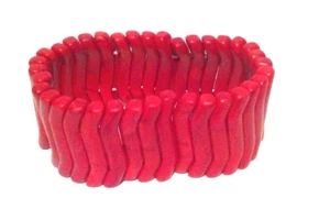 Red Coral Bracelet with a Contemporary shaped pattern - Picture 1 of 6