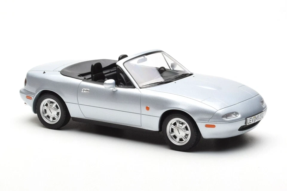 Norev 188023 1/18 Mazda MX-5 1989 Silver Model Car