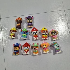 Paw Patrol Keyring Keychain Bag Pom Charm Set - Picture 1 of 4