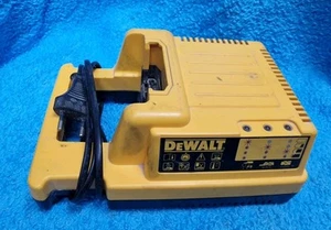 Cargador Batería Dewalt D9000 36V - Imagen 1 de 5