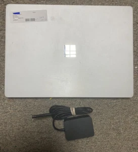 Microsoft Surface Laptop 1ª Generación 1769 i5/4GB RAM/128GB SSD - Probado Funcionando - Imagen 1 de 5