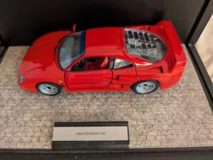 1989 Ferrari F40 model car, Diecast 1:24 - Franklin Mint - Picture 1 of 2