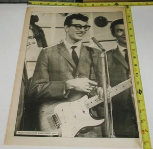 BUDDY HOLLY Vintage Original UK Newspaper Double Sided Article 1973 Rockabilly - Picture 1 of 2