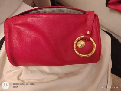 "Cartera larga de cuero roja Gucci vintage rara con cierre de mano de latón - 6,75"" x 3,25""" Foto 1 de 3