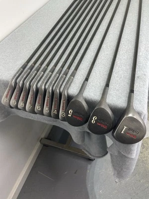 Wilson Pro Staff 3-PW + Fahrer Radius Sohle Eisensatz Regular Flex Rechtshänder - Bild 1 von 4