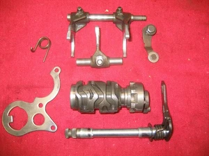 89-97 1991 HONDA CR125 OEM LOW HOUR GEAR SHIFT SHAFT & FORKS & CAM & PARTS ASSY - Picture 1 of 13