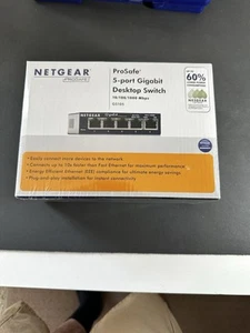 NETGEAR GS105 5 Port Standalone Ethernet Switch - GS105 - Picture 1 of 4