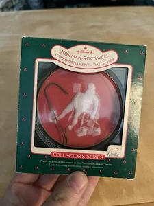 Hallmark Norman Rockwell Cameo Ornament 1988 “ And To All A Good Night” Final I - Bild 1 von 6