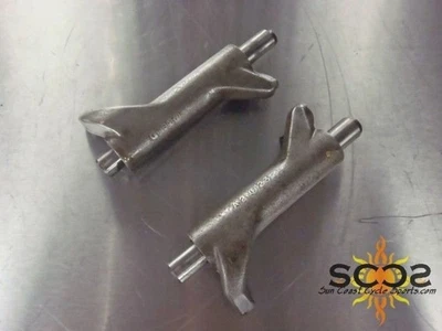 Brazos basculantes traseros Harley Davidson Sportster 883 Foto 1 de 4