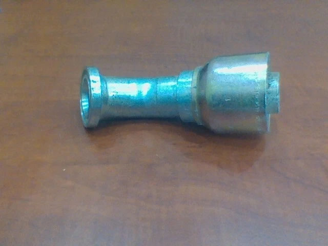 Parker 71 Series Crimp Fitting 11771-20-20 - Image 1 of 1
