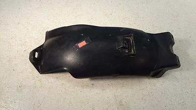 Honda CM400T 1979 CM 400 H660. guardabarros interior trasero Foto 1 de 3