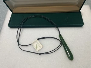 NEW NOS MAORI Pounamu New Zealand Jade ROIMATA DROP PENDANT w 25" CORD NECKLACE - Picture 1 of 7