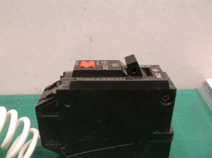 GE 20amp GFCI THQL1120GFTP - Picture 1 of 3