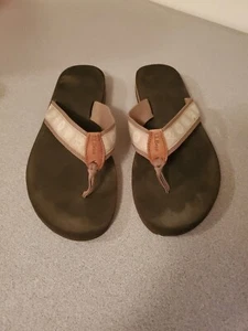 LL Bean Sandals Womens Sz 11 Maine Isle Flip Flops Thong Slip On Seashells Beach - Picture 1 of 7