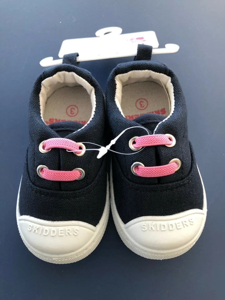 Новый девочки младенца * 3-6 * или * 6-9 * месяцев SKIDDERS темно-розовый холст обуви кроссовок - Изображение 1 из 3