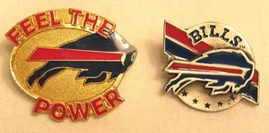 2 alfileres de solapa Buffalo Bills - Siente el poder y las facturas con cierres traseros - Imagen 1 de 5